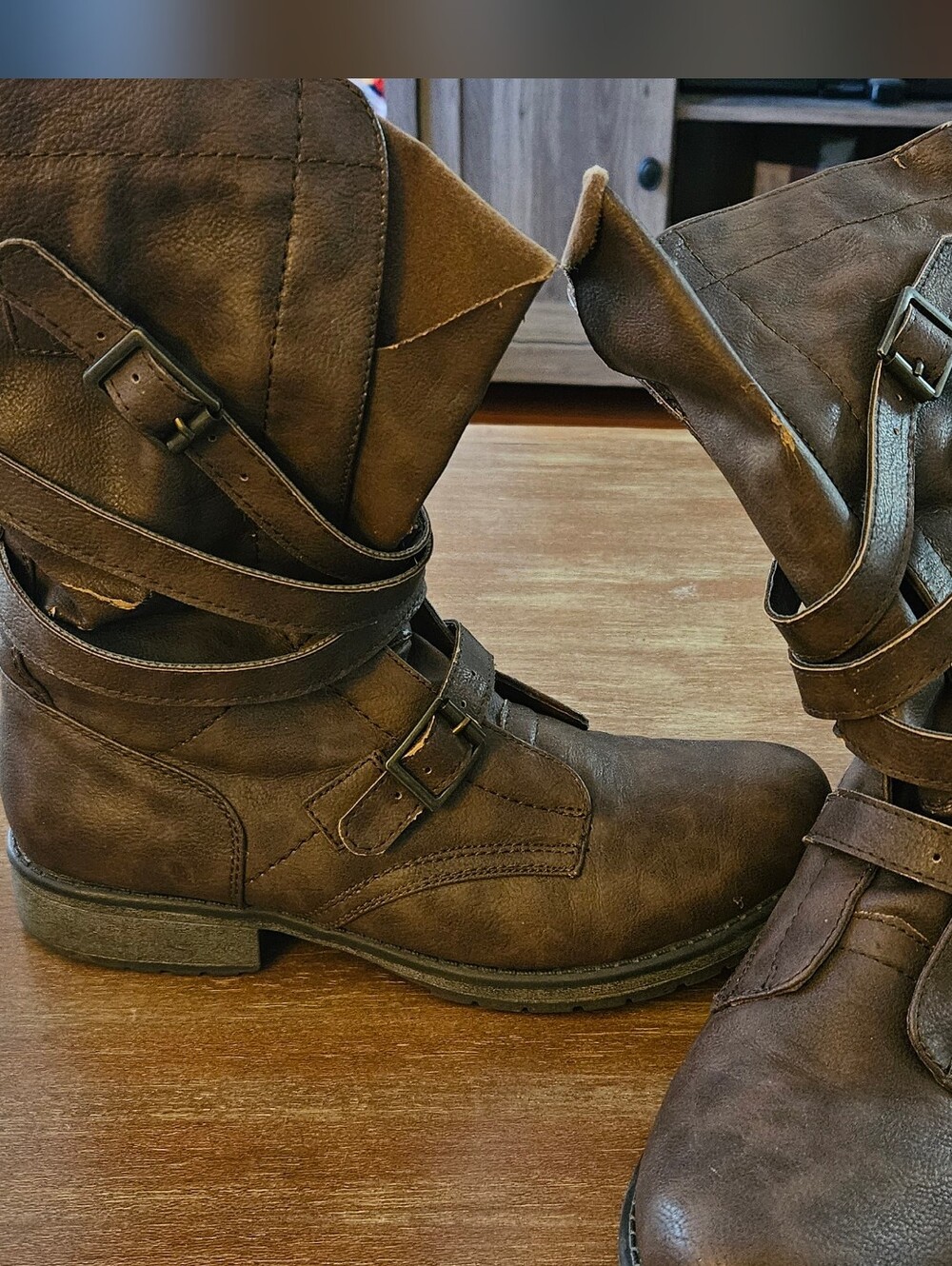 Madden Girl Brown Buckled Combat Moto Boots Crash Brown Size 9 Womens Boots - Picture 3 of 13